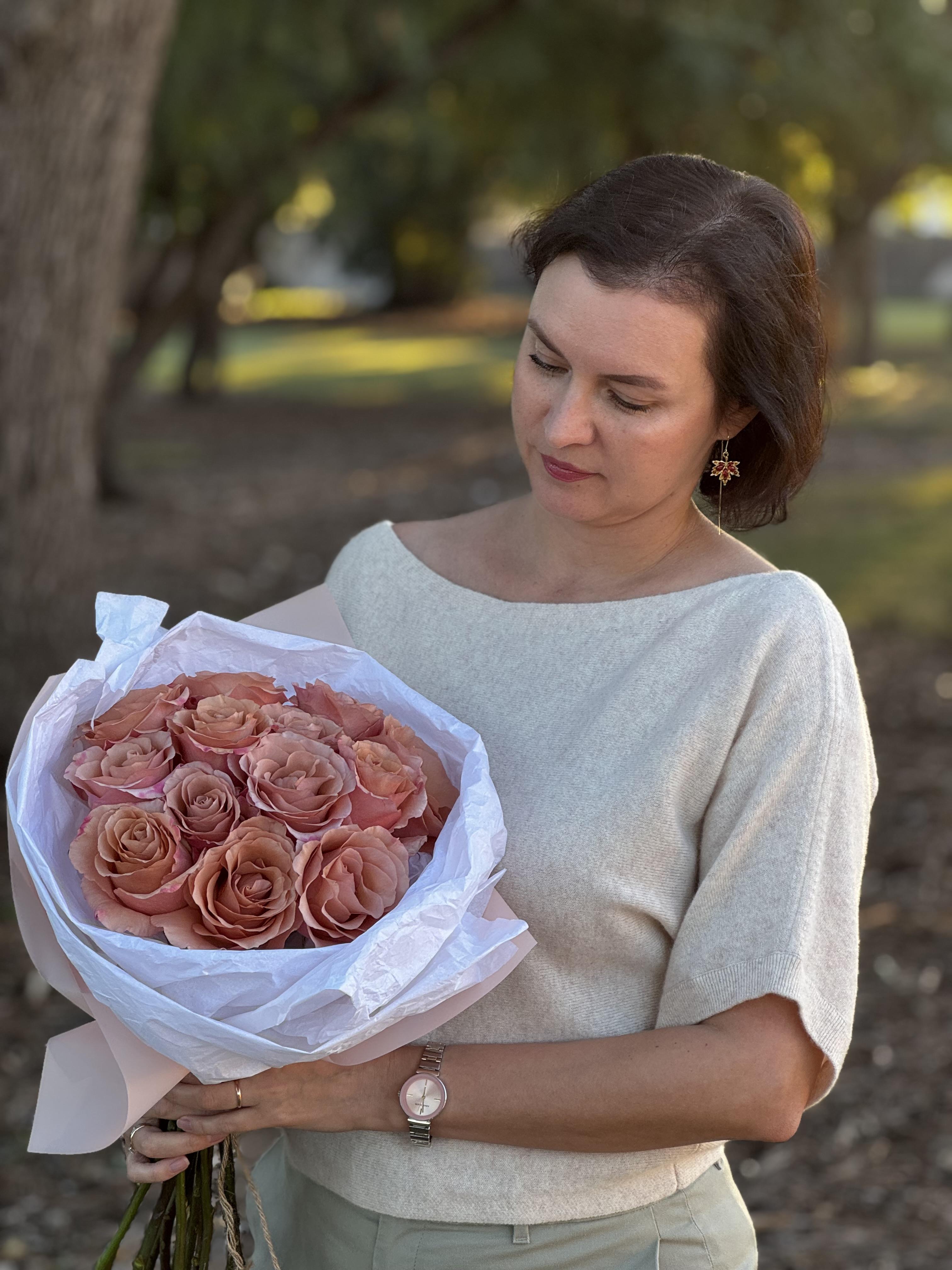 Premium Peach Roses